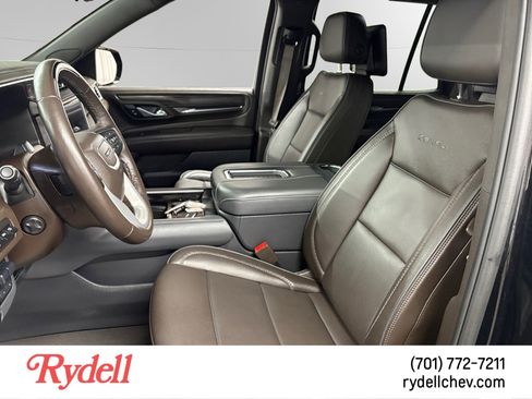 Used 2024 GMC Yukon Denali w/ Denali Reserve Package image 10