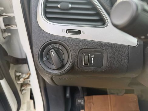 Used 2014 Dodge Journey SE w/ Flexible Seating Group image 21