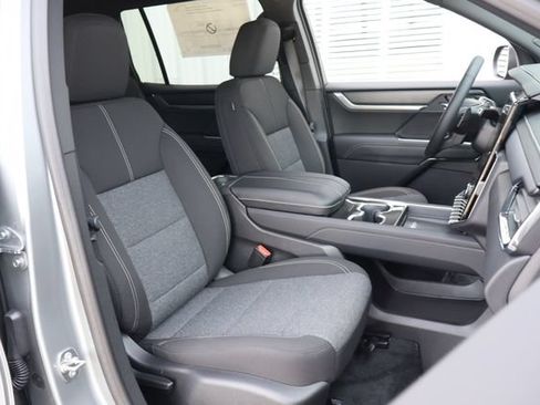 New 2026 GMC Acadia Elevation FWD image 23