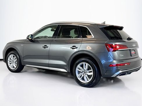 Used 2022 Audi Q5 2.0T Premium w/ Convenience Package AWD/4WD image 7