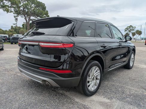 Used 2021 Lincoln Corsair FWD w/ Rear Removable Package Tray image 4