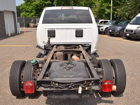 Used 2024 RAM 5500 Tradesman w/ Safety Group AWD/4WD image 7