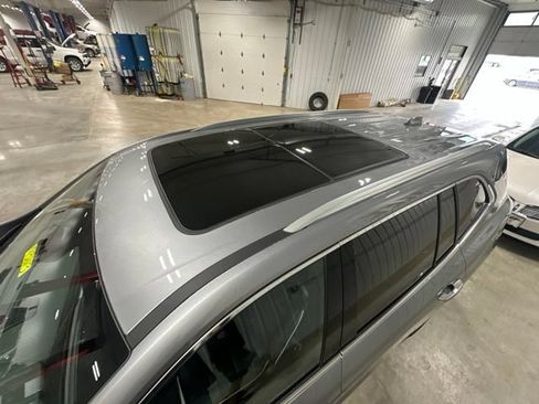 Used 2026 Buick Enclave Avenir w/ LPO, Floor Liner Package AWD/4WD image 16