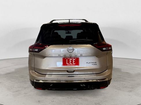 New 2026 Nissan Rogue Platinum w/ Platinum Premium Package image 4
