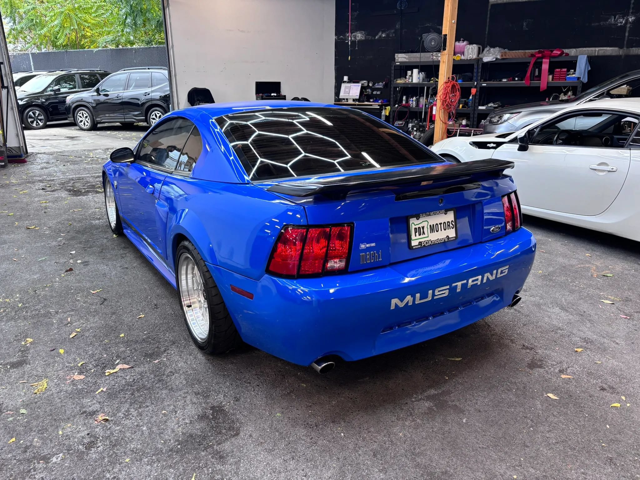 Used 2004 Ford Mustang Mach 1 RWD image 4
