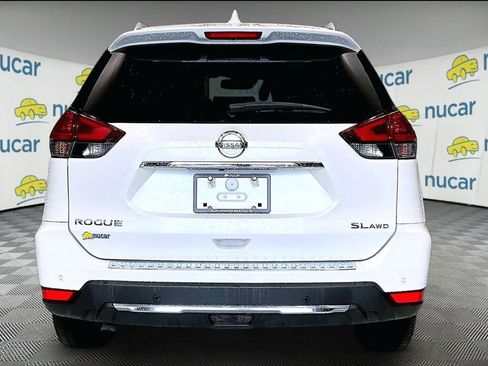 Used 2020 Nissan Rogue SL w/ Premium Package image 6
