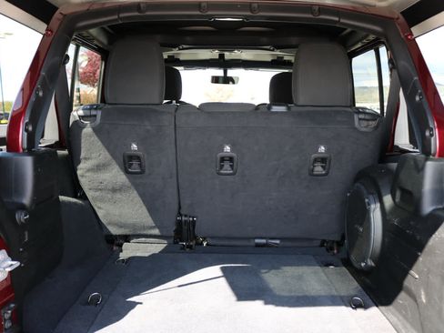Used 2021 Jeep Wrangler Unlimited Rubicon AWD/4WD image 24
