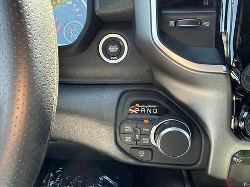 New 2026 RAM 1500 4x4 Crew Cab image 28