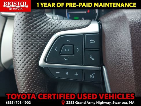 Certified 2023 Toyota Sienna Platinum AWD/4WD image 31