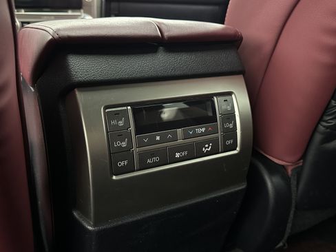 Used 2020 Lexus GX 460 Premium image 28