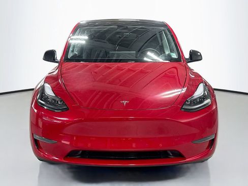Used 2022 Tesla Model Y Long Range image 2