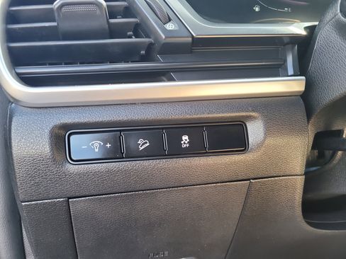 Used 2023 Kia Telluride LX FWD image 32