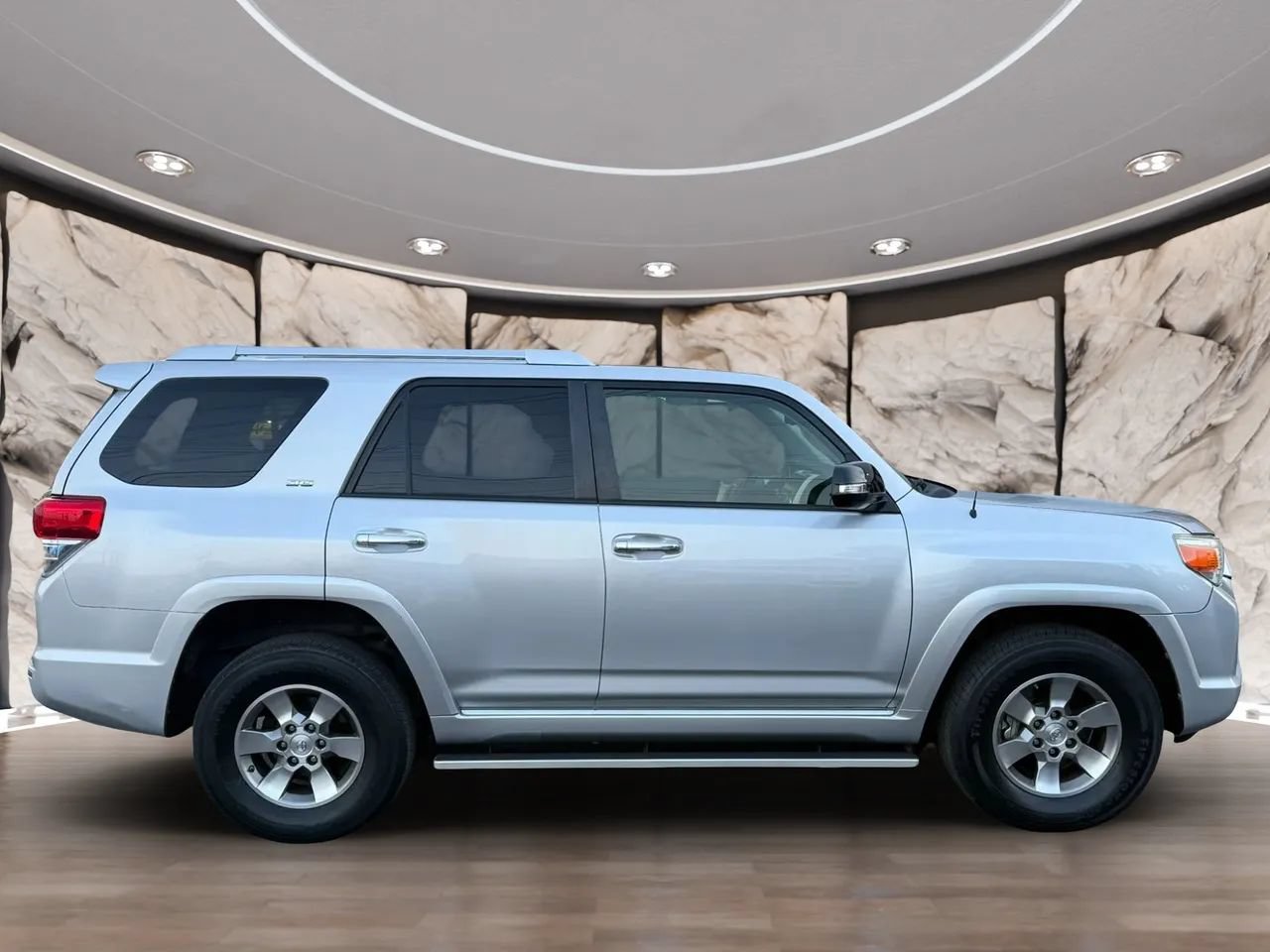 Used 2012 Toyota 4Runner SR5 w/ Convenience Pkg AWD/4WD image 8