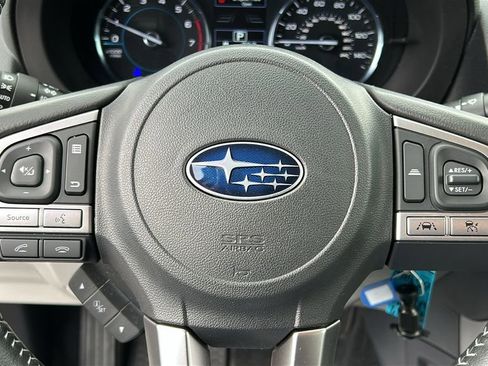 Used 2017 Subaru Forester 2.5i Limited AWD/4WD image 12