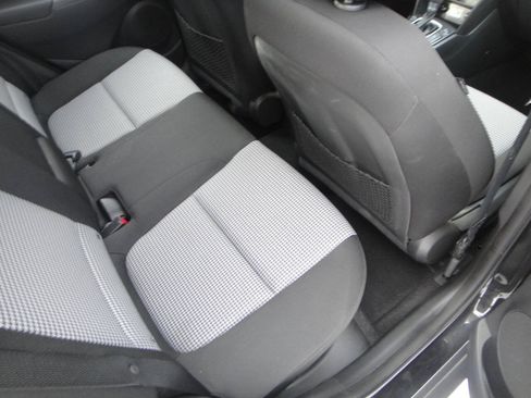 Used 2021 Hyundai Kona SE AWD/4WD image 12