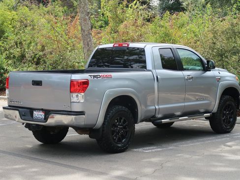 Used 2012 Toyota Tundra 4x4 Double Cab w/ Tow Pkg image 7