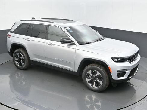New 2024 Jeep Grand Cherokee Limited 4xe AWD/4WD image 41