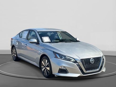Used 2022 Nissan Altima 2.5 SV image 4