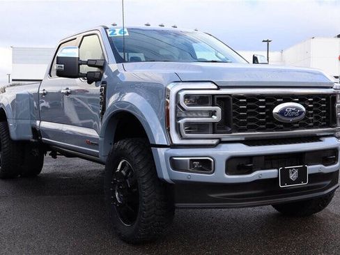 Used 2026 Ford F450 Platinum w/ Platinum Plus Package image 7