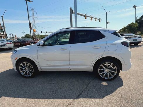Certified 2025 Buick Encore GX Avenir w/ Avenir Technology Package AWD/4WD image 5