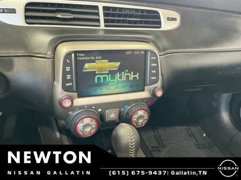 Used 2015 Chevrolet Camaro LT RWD image 18