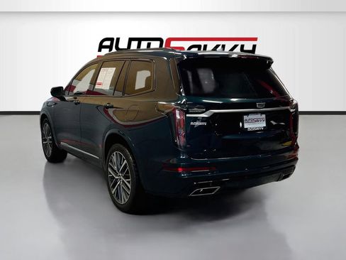 Used 2024 Cadillac XT6 Sport w/ Technology Package AWD/4WD image 5