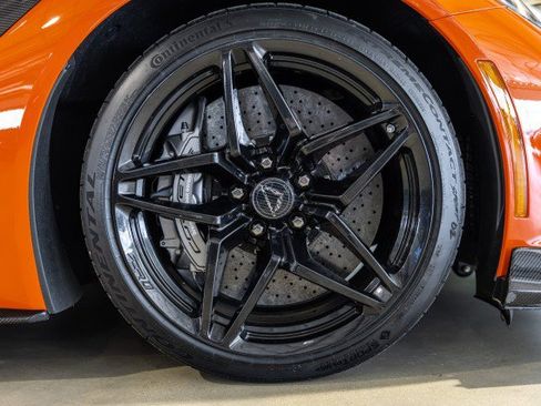 Used 2019 Chevrolet Corvette ZR1 RWD image 34