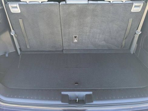 Used 2021 Toyota Highlander LE AWD/4WD image 6