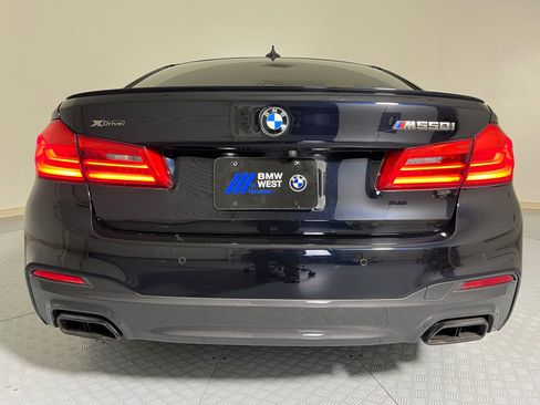 Used 2020 BMW M550i xDrive w/ Executive Package image 10