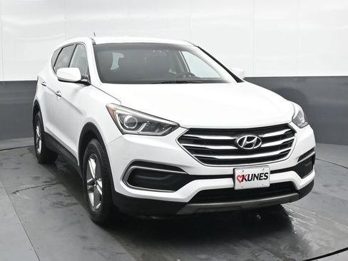 Used 2018 Hyundai Santa Fe Sport image 4
