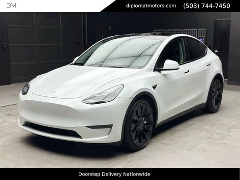 Used 2022 Tesla Model Y Performance image 1