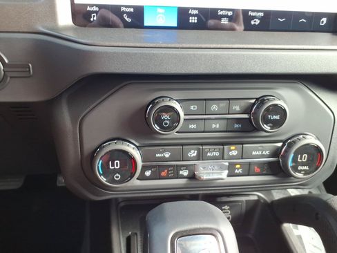 New 2026 Ford Bronco Raptor AWD/4WD image 20