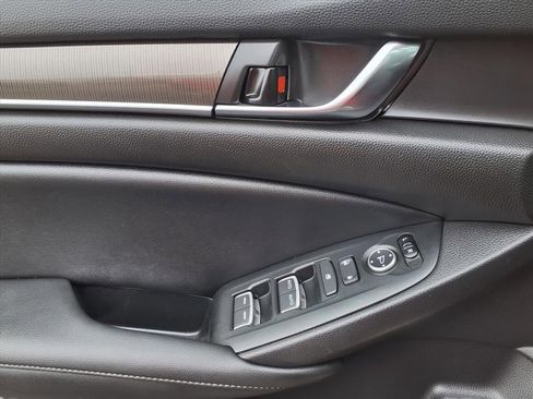 Used 2022 Honda Accord Sport image 16