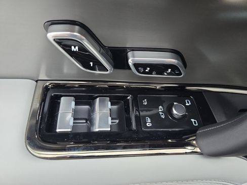 New 2026 Land Rover Range Rover Sport SE image 27