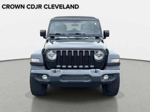 Used 2018 Jeep Wrangler Unlimited Sport S AWD/4WD image 9