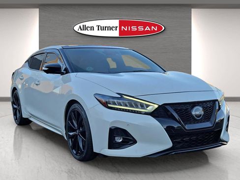 Used 2023 Nissan Maxima SR w/ Sport Mat Group image 2