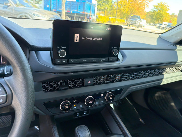 Used 2023 Honda Accord LX image 29