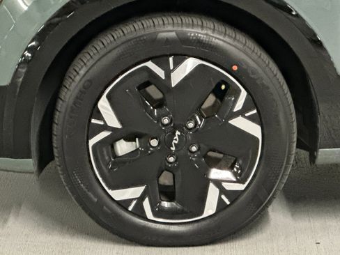 Used 2023 Kia Niro Wind image 26