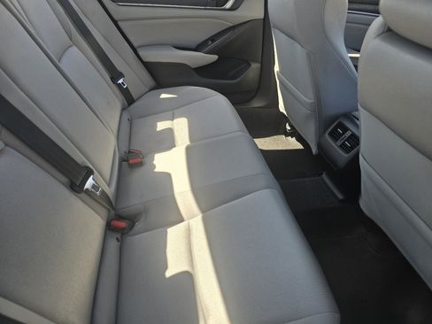 Used 2020 Honda Accord EX image 12