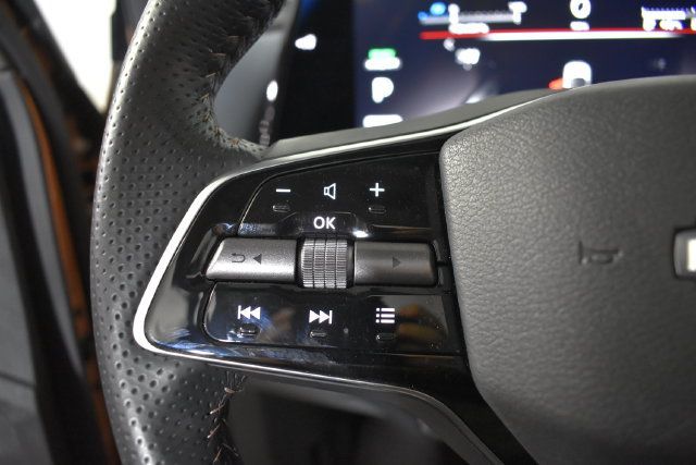 Certified 2023 Nissan Ariya AWD/4WD image 16