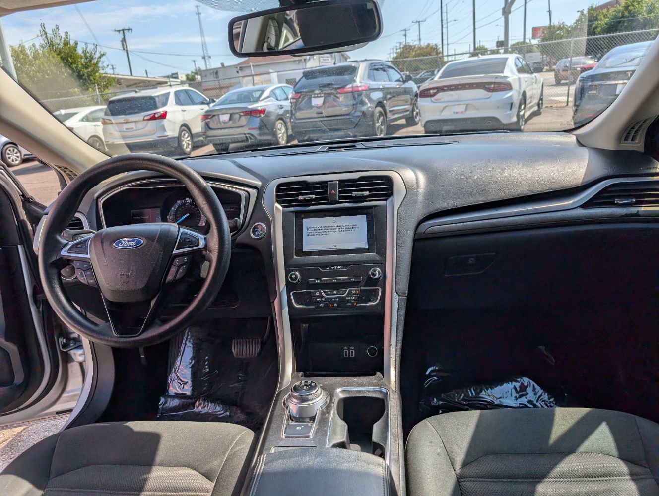 Used 2019 Ford Fusion SE AWD/4WD image 14