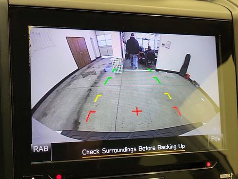 Used 2020 Subaru Forester Limited w/ Popular Package #3 image 23