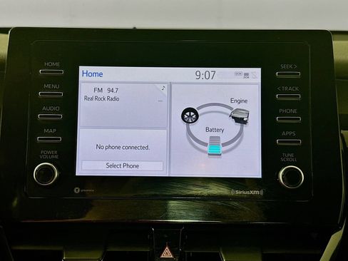Used 2023 Toyota Camry SE FWD image 14