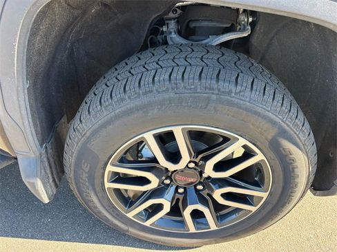 Used 2023 GMC Sierra 1500 AT4 w/ Technology Package image 23