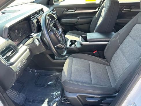 Used 2025 GMC Terrain Elevation AWD/4WD image 29