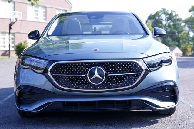 Used 2026 Mercedes-Benz E 450 4MATIC Sedan image 11