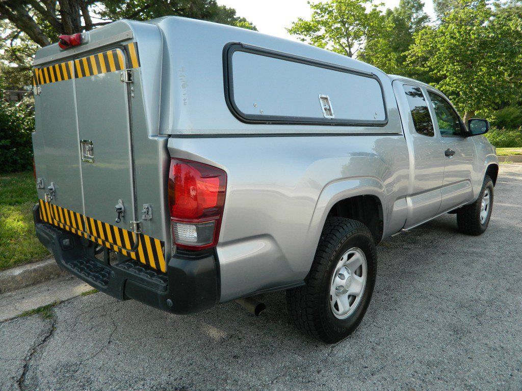 Used 2019 Toyota Tacoma SR RWD image 7