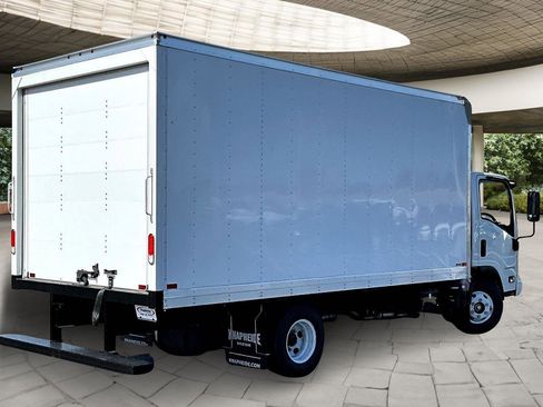 New 2025 Chevrolet Low Cab Forward image 6