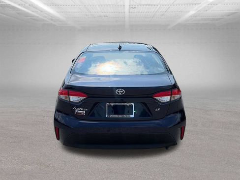 Used 2025 Toyota Corolla LE FWD image 5