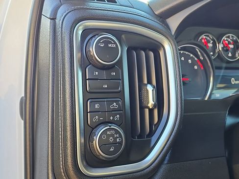 Used 2020 Chevrolet Silverado 2500 LT w/ All Star Edition image 9